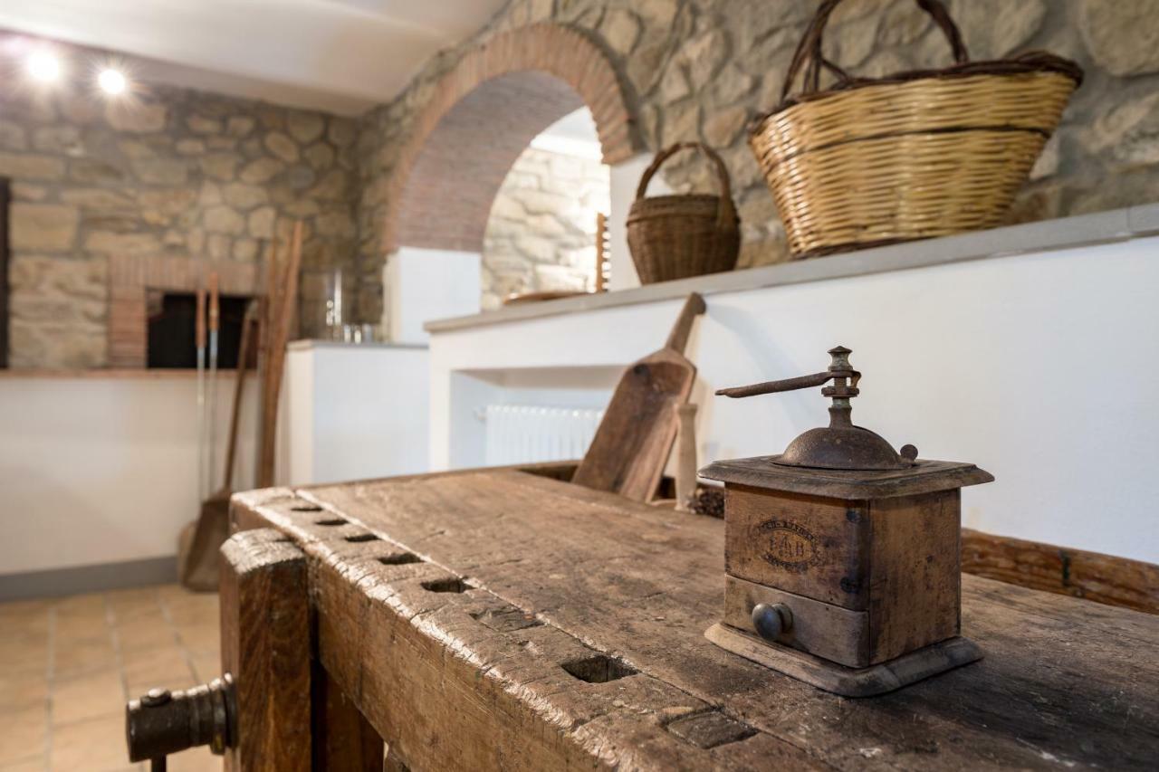 La Taverna Fra Le Colline อาเรซโซ ภายนอก รูปภาพ
